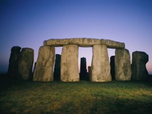 stonehenge-dusk_5000yrsold
